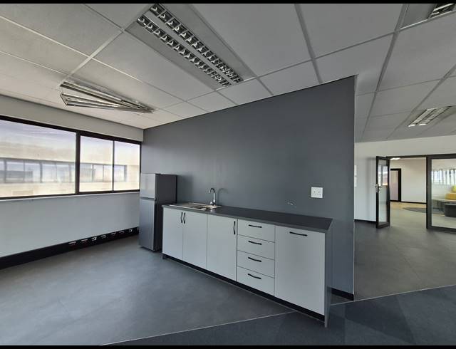 291M² OFFICE TO LET IN SANDTON CENTRAL